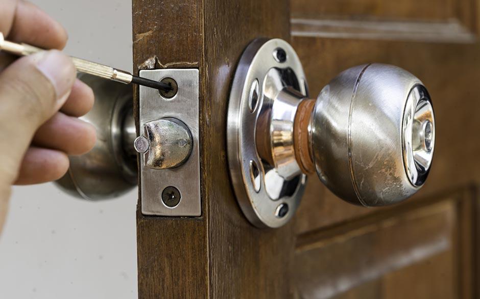 recherche serrurier metallier La Courneuve